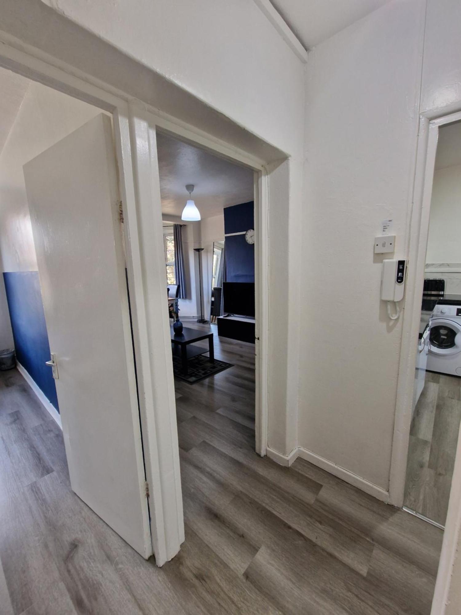 Comfortable 2 Bedrooms Flat In Oval Central London Exterior photo